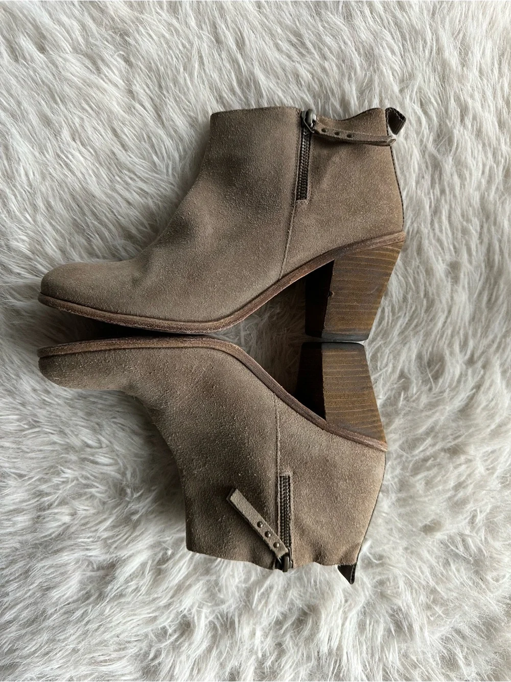 Hoss Intropia classic taupe